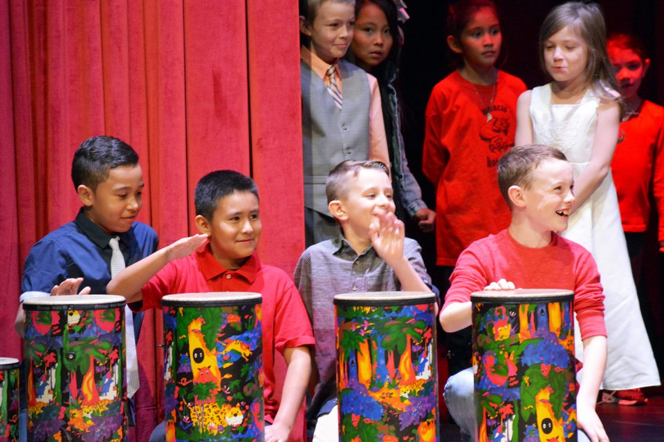 the-southern-ute-drum-elementary-sing-in-spring-concert